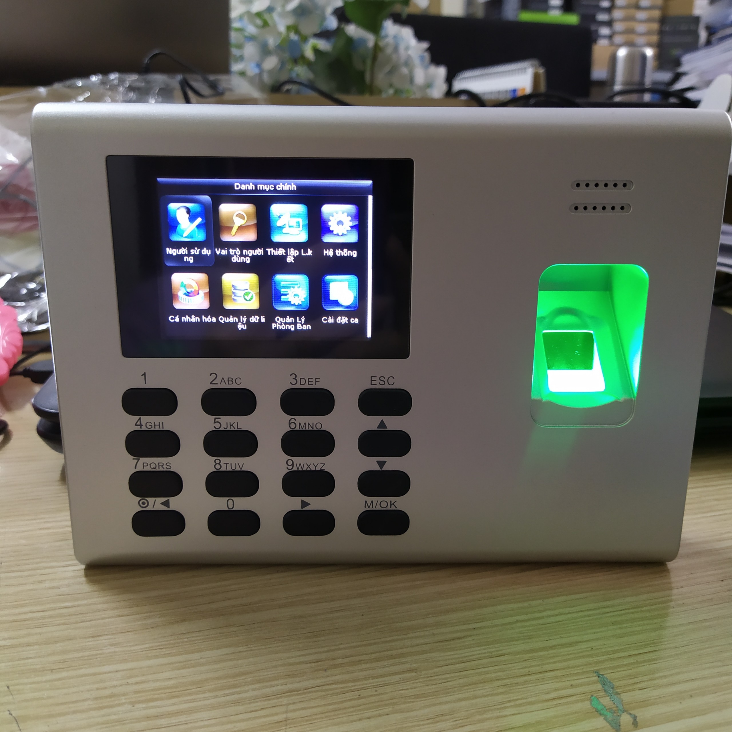 Máy Chấm Công Vân Tay PIN DG600